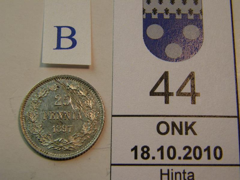 kohde_044_b.jpg - Kohde 44, arvopuoli, lhthinta: 20 € 25 p 1897 arvop pahoja nja, muuten kulumaton, kunto: 8.