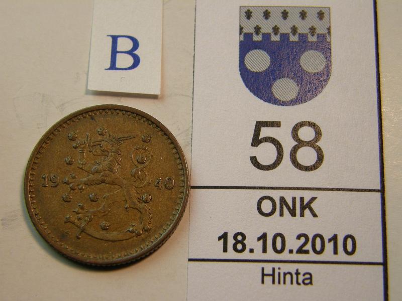 kohde_058_b.jpg - Kohde 58, tunnuspuoli, lhthinta: 5 € 1 mk 1940 Cu, kunto: 5.