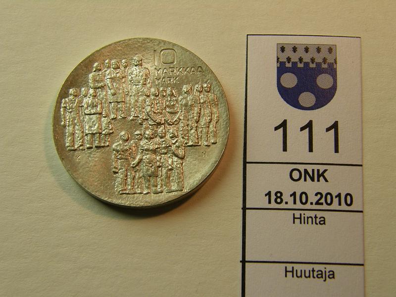 kohde_111_a.jpg - Kohde 111, lhthinta: 25 € 10 mk 1977 nainen raskaana, kunto: 8.