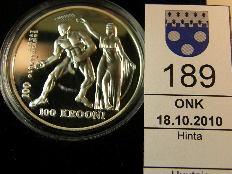 kohde_189_a.jpg - Kohde 189, lhthinta: 15 € Eesti 100 kr 1996 KM#31 Ag, proof, 28.28g / 925, painija, olympia-sarja, kotelo, tod, kunto: 10.