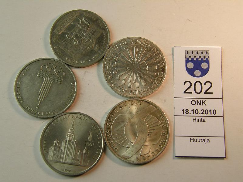 kohde_202_a.jpg - Kohde 202, lhthinta: 5 € Olympiarahoja 1972-1980 (5) KM#130, 131, Y#144, 167, 177 Ag, CuNi, Zn, Saksa Mnchen 1972 (2), NL Moskova 1977, 79, 80, kunto: 6-8.