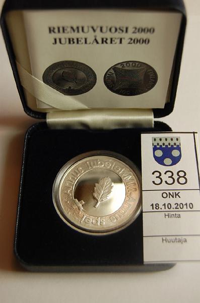 kohde_338_a.jpg - Kohde 338, lhthinta: 80 € 100 mk 2000 Ag, proof, 22g / 925. Riemuvuosi, kotelo, aitoustod, kunto: 10.