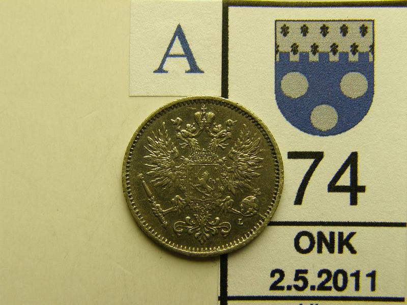 kohde_074_a.jpg - Kohde 74, tunnuspuoli, lhthinta: 15 € 50 p 1892 Ag, SNY 327.2, kunto: 6.