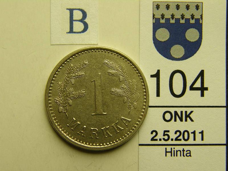 kohde_104_b.jpg - Kohde 104, arvopuoli, lhthinta: 40 € 1 mk 1924 Ni, hevosmarkka, heikko lynti, kaunis!, kunto: 8.