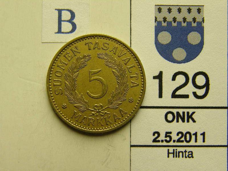 kohde_129_b.jpg - Kohde 129, arvopuoli, lhthinta: 60 € 5 mk 1932 aavistuksen tumma, kunto: 7.