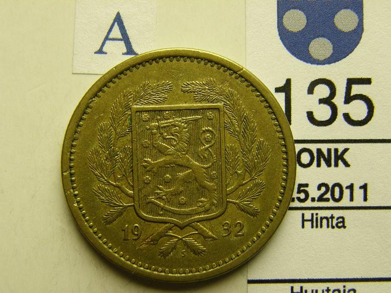 kohde_135_a.jpg - Kohde 135, tunnuspuoli, lhthinta: 60 € 20 mk 1932, kunto: 6.