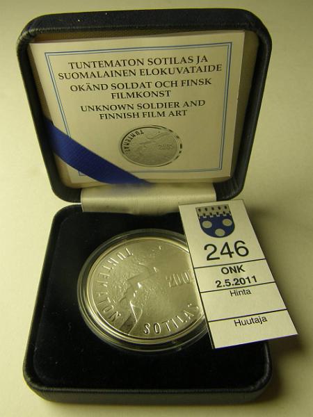 kohde_246_a.jpg - Kohde 246, lhthinta: 17 € 10 € 2005 Ag, Proof, Tuntematon sotilas, kapseli, kotelo, tod, kunto: 10.