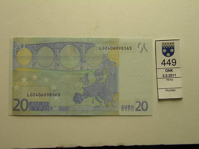 kohde_449_a.jpg - Kohde 449, lhthinta: 30 € 20 € 2002 Suomi L/d L02406098363 Dui. D001A1, kunto: 8.