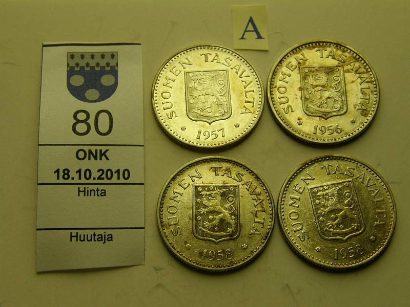 kohde_080_a.jpg - Kohde 80, tunnuspuoli, lhthinta: 12 € / myyntihinta: 21 € 200 mk Er (4) Ag, 1956, -57, -58H ja -58 rahamestarin merkki poistettu, osassa tumm., kunto: 6-8.