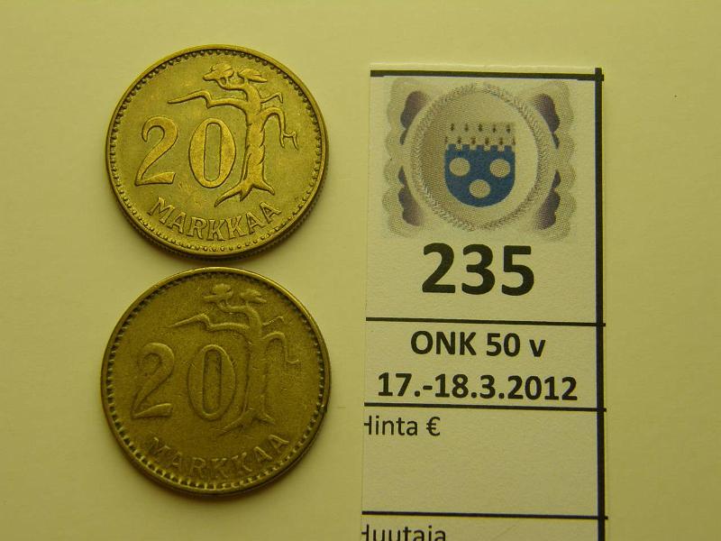 k-0235-a.jpg - Kohde 235, lhthinta: 5 € / myyntihinta: 18 € 20 mk 1954 (2) SNY 626.1 ja .2 lyhyet ja pitkt oksat, kunto: 4,6