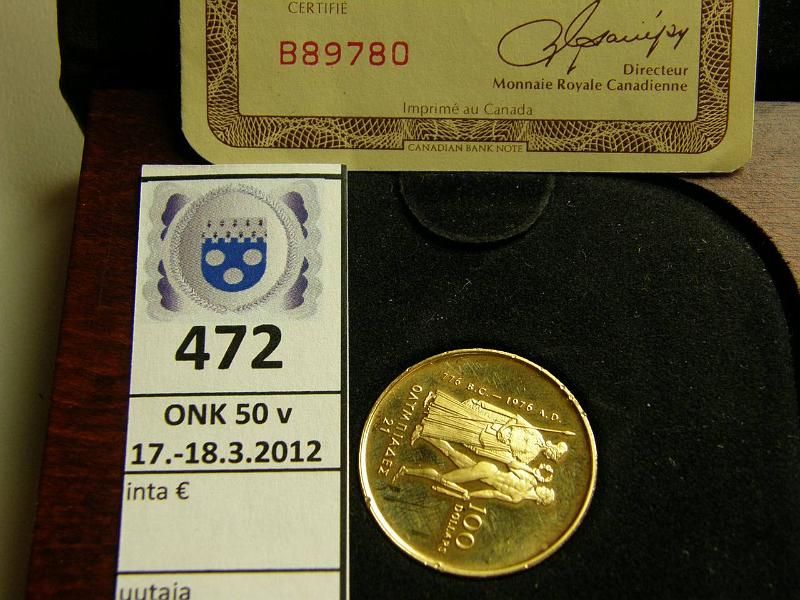 k-0472-a.jpg - Kohde 472, lhthinta: 550 € / myyntihinta: 590 € Kanada 100 D 1976 KM#116 Au 16.9655g/917, Proof, Montrealin Olympialaiset, puu/nahka-kotelo, tod. Raha ei kapselissa, pinnassa pieni ksittelyn jlki, kunto: 9