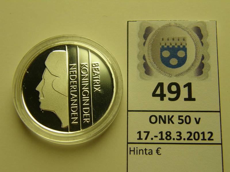 k-0491-a.jpg - Kohde 491, lhthinta: 5 € / myyntihinta: 13 € Hollanti 1 gulden 2001 KM#205 CuNi, Proof, Beatrix, kapseli, kunto: 10