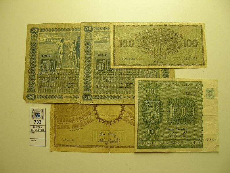 k-0733-a.jpg - Kohde 733, lhthinta: 10 € / myyntihinta: 16 € Er 50-100 mk (5) 1909-1955 50mk 1939 LD (2), 100mk 1909 rep, 1945 LB, 1955. Vikoja, kunto: 1-3