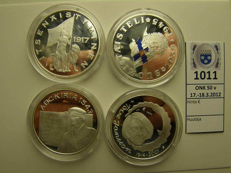 k-1011-a.jpg - Kohde 1011, lhthinta: 50 € / myyntihinta: 62 € Mitaleja (4) Suomi Ag, Proof, 4x26g/925, Moneta, kapselit, kunto: 10