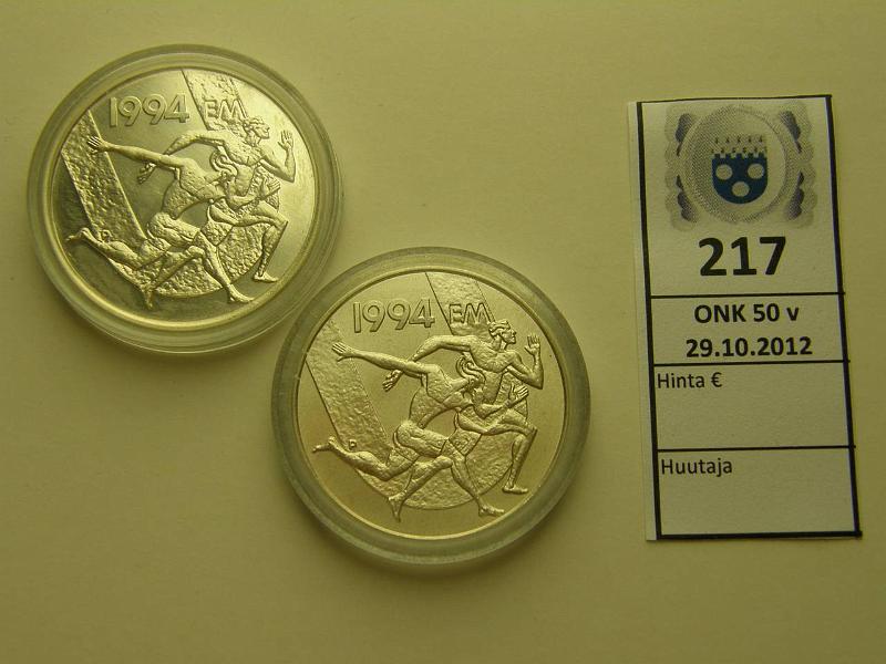 k-0217-a.jpg - Kohde 217, lhthinta: 25 € 100 mk 1994 (2) Ag, EM 1994 2 kpl, kapseli, kunto: 9