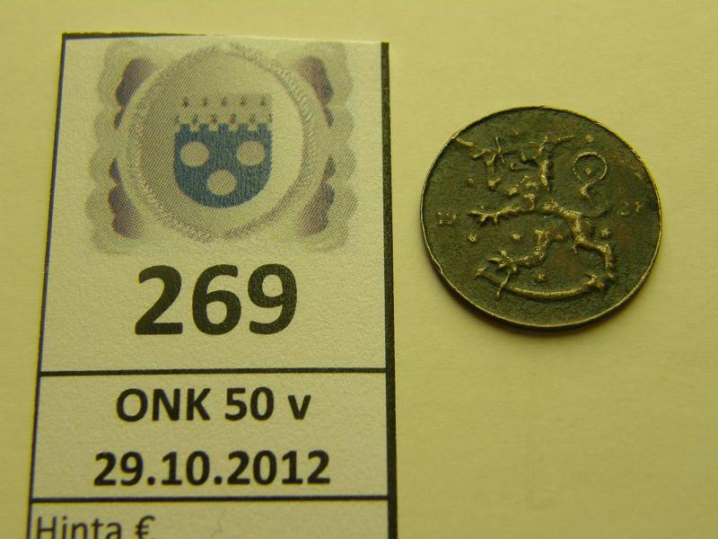 k-0269-a.jpg - Kohde 269, lhthinta: 30 € 5 p 1928 Cu, pieni aihio: paino n.1g (norm. 2,5 g), paksuus 0,83 mm (1,4 mm), lpim. 17,2 mm (18mm). Ei magneettinen. Viallinen aihio vai happokylvetetty?, kunto: 5