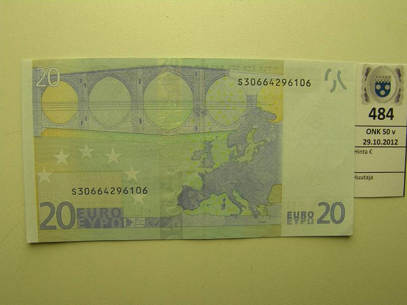 k-0484-a.jpg - Kohde 484, lhthinta: 25 € Italia 3/3/S/J29 S30664296106 DRAGHI J029 G5, painatuksen siirtym, ylmarginaali niukka, kunto: 8