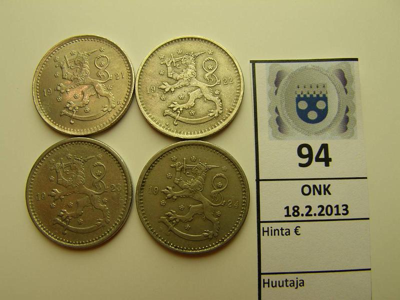 k-0094-a.jpg - Kohde 94, lhthinta: 25 € 1 mk 1921-24 (4) kaikki hevosmarkat, 1921 hp kl8, 1922 prv, kunto: 5-8