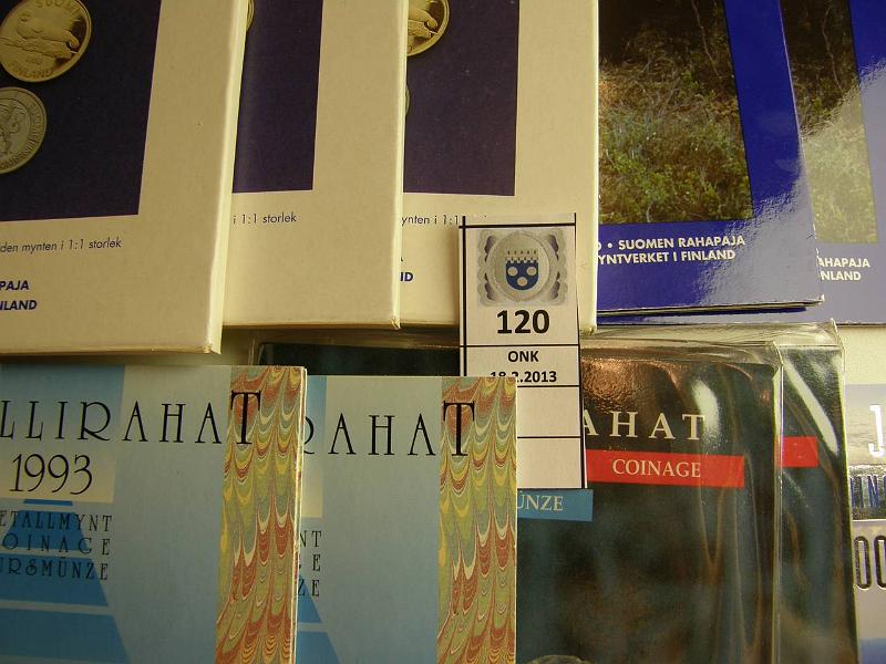 k-0120-a.jpg - Kohde 120, lhthinta: 40 € 1990-2001 (10) 1990(2), -91(3), -92(2), -93(2), 2001/2, kansiot hyvkunt., kunto: 9