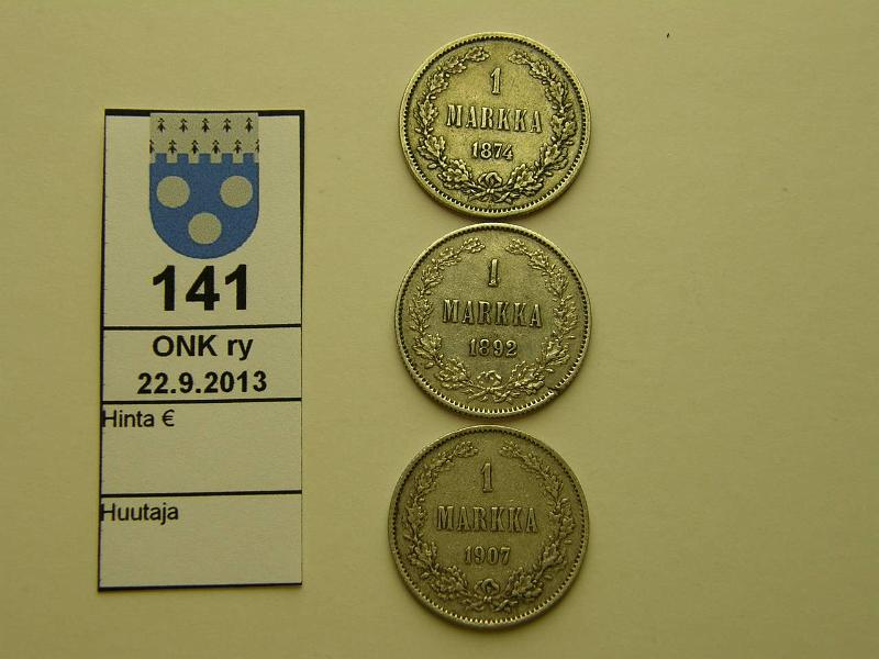 k-0141-a.jpg - Kohde 141, lhthinta: 15 € / myyntihinta: 20 € 1 mk (3) 1874-1907 Ag, 1mk 1874, -92 prv, l.puhd, 1907, kunto: 3-4