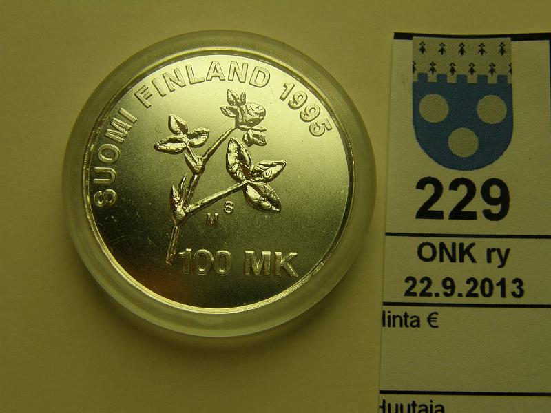 k-0229-a.jpg - Kohde 229, lhthinta: 15 € / myyntihinta: 18 € 100 mk 1995 Ag, A.I. Virtanen, kapseli, kunto: 9