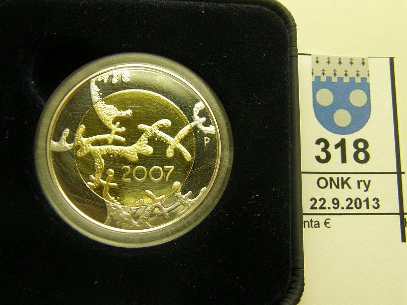 k-0318-a.jpg - Kohde 318, lhthinta: 10 € / myyntihinta: 10 € 5 € 2007 proof, itsenisyys 90v, kotelo, tod, kunto: 10