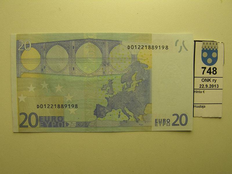 k-0748-a.jpg - Kohde 748, lhthinta: 40 € / myyntihinta: 67 € Eesti 3/3/D/R28 D01221889198 DRAGHI R028 I2, ensimminen euroseteli Eestille, kunto: 9