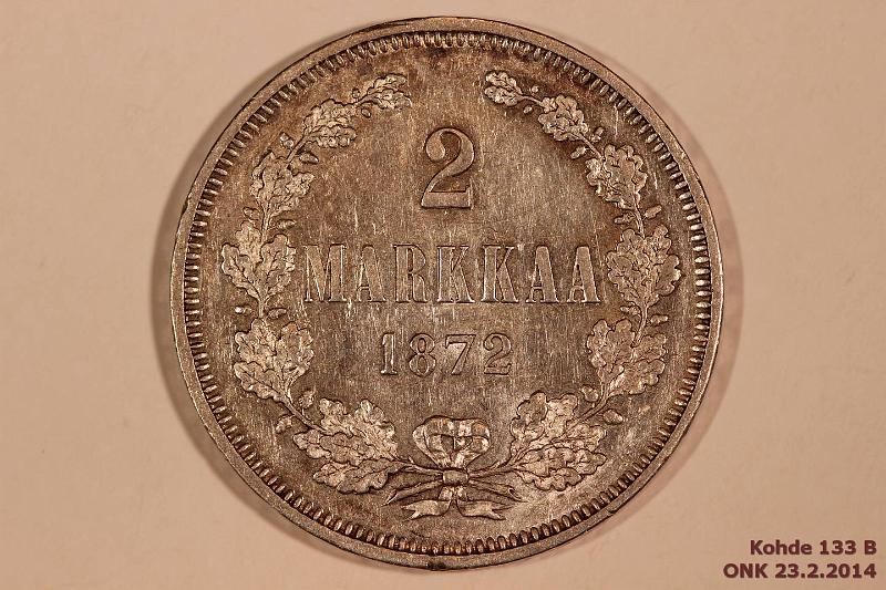 k-0133-b.jpg - Kohde 133 (kuva 2/2), lhthinta: 100 € / myyntihinta: 110 € 2 mk 1872 Ag, hnja, eprv, leimakiiltoa. Hyv kunto tlle v:lle, kunto: 7