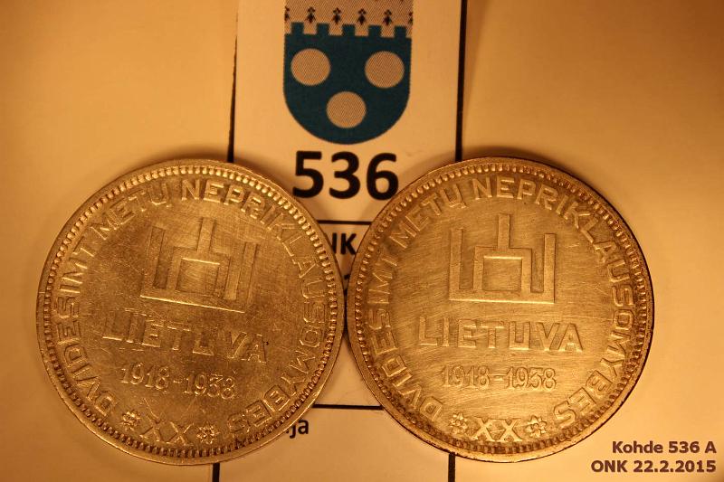 k-0536-a.jpg - Kohde 536, lhthinta: 35 € / myyntihinta: 35 € Liettua 10 litai (2) 1938 KM#83 Ag 2 x 18g/750, 20th Anniversary of Rep., reuna: Vienybeje Tautos Jega, kunto: 5,7