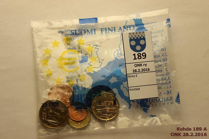 k-0189-a.jpg - Kohde 189, lhthinta: 8 € / myyntihinta: 8 € Europussi 1999-2001 Suomi, aloituspussi 1c-2€, kunto: 9