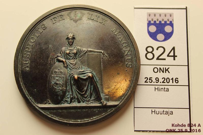 k-0824-a.jpg - Kohde 824, lhthinta: 20 € / myyntihinta: 38 € Uskonpuhdistus 1817 MDCCCXVII Br, 55mm. Auspiciis Felix Magnis, Ablata Recepit Pignora, HOM, kunto: 6