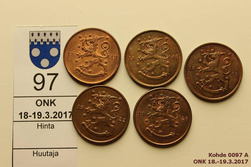 k-0097-a.jpg - Kohde 97, lhthinta: 5 € / myyntihinta: 5 € 10 p 1919-40 (5) 1919, -22, -26, -38, -40, kaikissa leimakiiltoa, kunto: 7-8