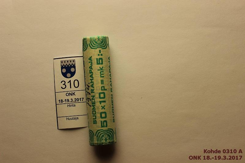 k-0310-a.jpg - Kohde 310, lhthinta: 5 € / myyntihinta: 5 € 10 p 1974 RP rulla, kr/kl, km, kunto: 9