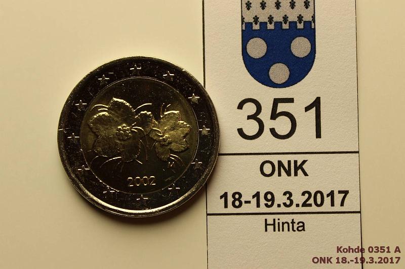 k-0351-a.jpg - Kohde 351, lhthinta: 10 € / myyntihinta: 10 € 2 € 2002 Suomi, vaikein vuosi, rullasta, kunto: 9