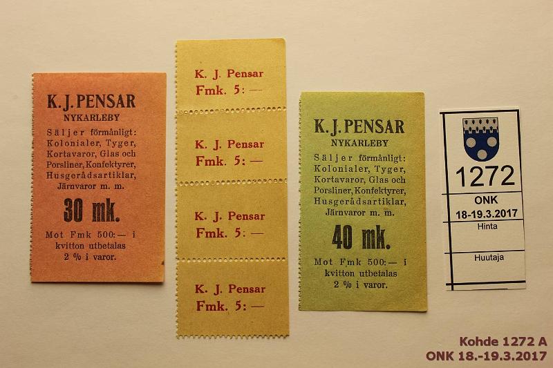 k-1272-a.jpg - Kohde 1272, lhthinta: 10 € Er 5-40 mk ND (6) K.J Pensar, Nykarleby. 5mk arkin osa 4kpl; 30mk; 40mk. Osin hammastetut vaihtomerkit, kunto: 9