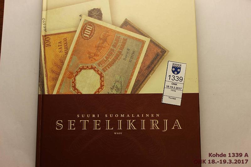 k-1339-a.jpg - Kohde 1339, lhthinta: 30 € / myyntihinta: 64 € Onni Viitala Suuri Suomalainen Setelikirja, 2001, WSOY, Helsinki. Lhes kulumaton, Viitalan omistuskirjoituksella 50/50, kunto: 9