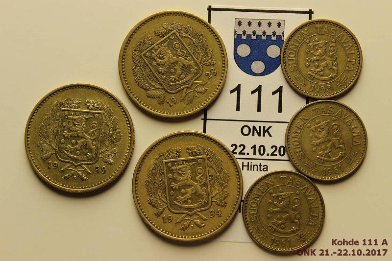 k-0111-a.jpg - Kohde 111, lhthinta: 5 € / myyntihinta: 16 € 10 mk 1928-61 (6) 1928, -34, -39, -58 kapea 1, -61 kapea ja leve 1, kunto: 4-6