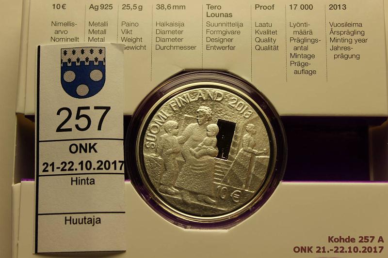 k-0257-a.jpg - Kohde 257, lhthinta: 14 € / myyntihinta: 29 € 10 € 2013 Ag, Proof, S. Mannerheim pahvilaatikossa, tod., kunto: 10