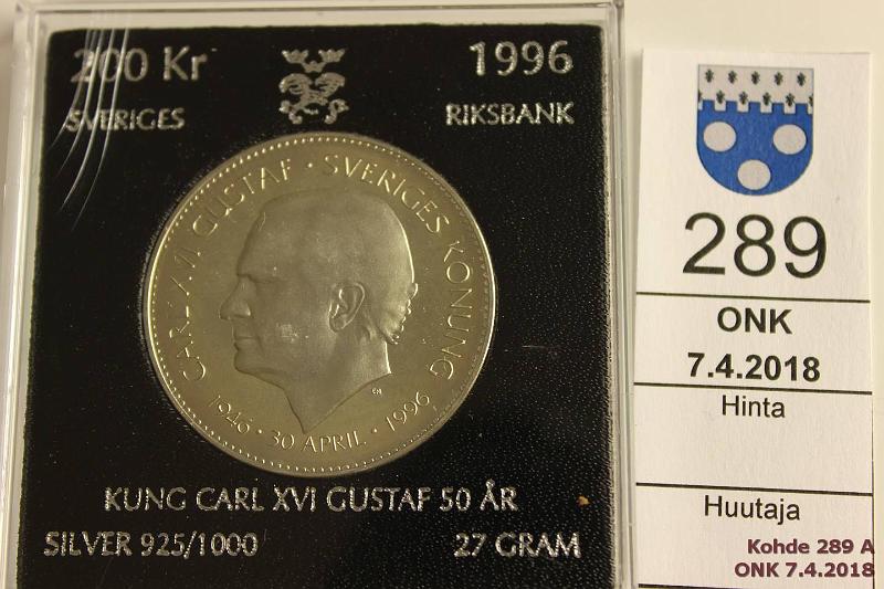 k-0289-a.jpg - Kohde 289, lhthinta: 15 € / myyntihinta: 17 € 200 kr 1996 KM#888 Ag, prooflike, 27g/925, Carl XVI Gustaf Birthday, kotelossa pieni pirste, kunto: 10