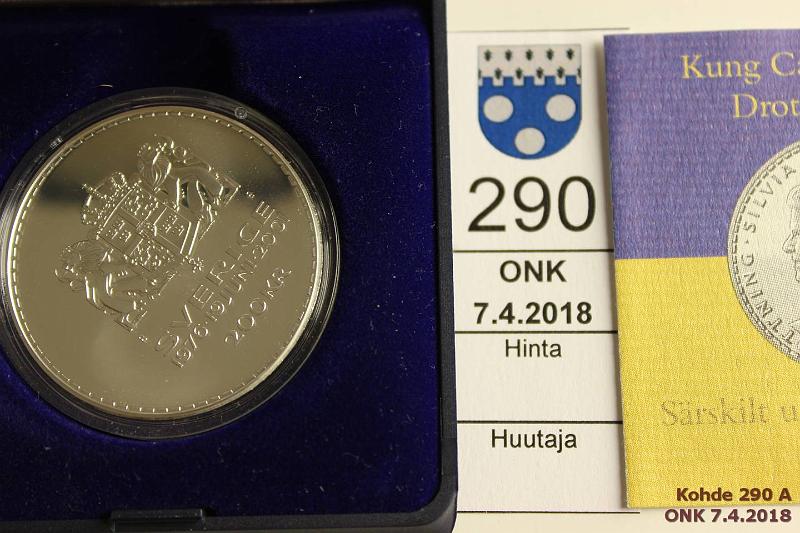 k-0290-a.jpg - Kohde 290, lhthinta: 15 € / myyntihinta: 27 € 200 kr 2001 KM#896 Ag, proof, 27,03g/925, Carl Gustaf & Silvia, kotelo, tod., kunto: 10