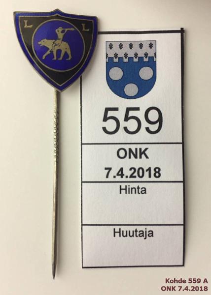 k-0559-a.jpg - Kohde 559, lhthinta: 45 € Lapuan liike Ag 813, Kultala A/B. Neulamerkki, emaloitu, neulakiinnitys, kunto: 9