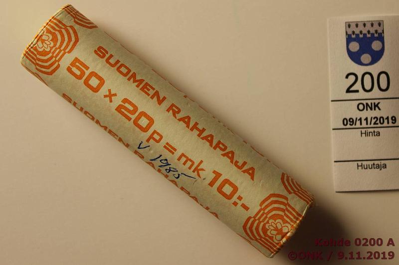 k-0200-a.jpg - Kohde 200, lhthinta: 10 € / ei tarjouksia 20 p 1985 RP rulla kr/kl, kunto: 9