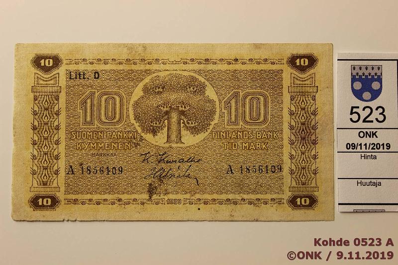 k-0523-a.jpg - Kohde 523, lhthinta: 10 € / myyntihinta: 10 € 10 mk 1939 LD SNY 144.1 A 1856109 KIV-Als, kulmakuvio 1, vl I, tahroja, huonot reunat, sil?, kunto: 3