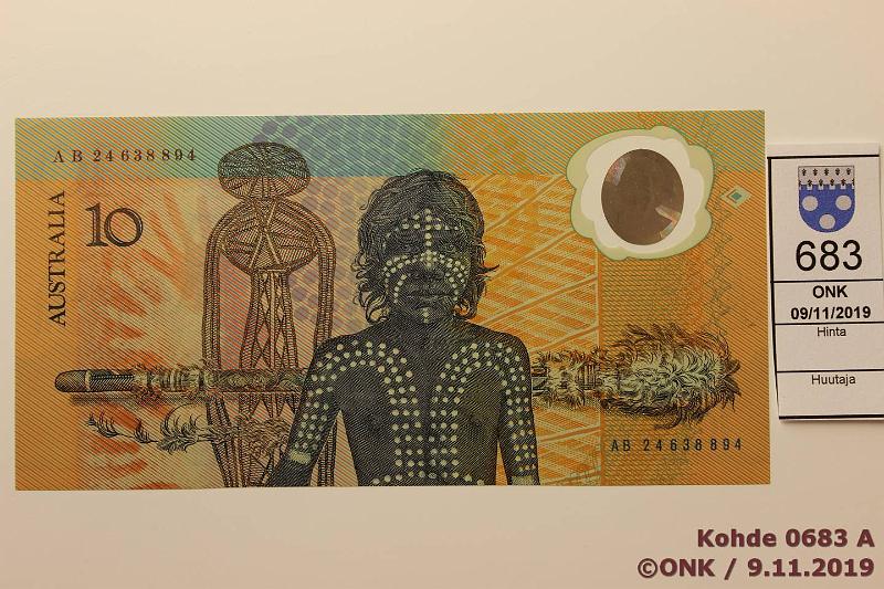 k-0683-a.jpg - Kohde 683, lhthinta: 10 € / myyntihinta: 13 € Australia 10 $ 1988 (ND) P#49 Aboriginal boy, polymeeriseteli, kunto: 7