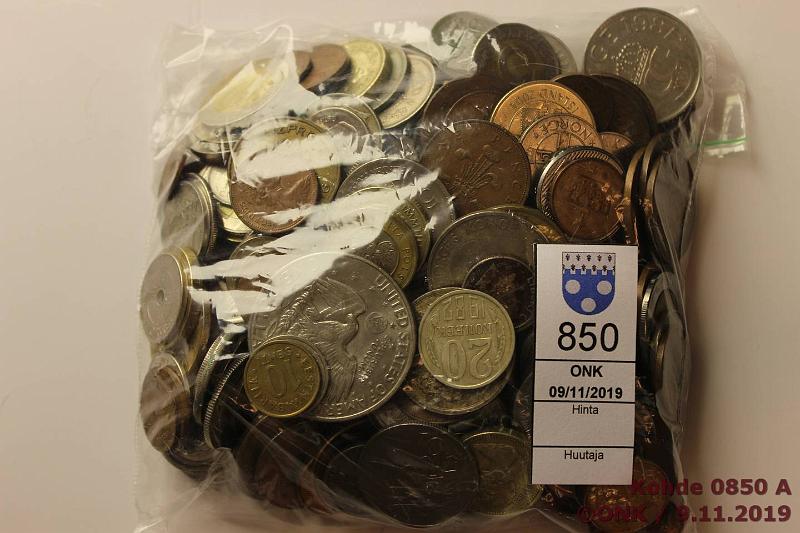 k-0850-a.jpg - Kohde 850, lhthinta: 5 € / myyntihinta: 12 € Muu maailma 1,1 kg 1900-l Pikavilkaisulla ainakin Norja, Tanska, Ruotsi, Islanti, Thaimaa, USA, Turkki, NL, Eesti, Puola, Brasilia, Panama, Espanja, Liettua, Latvia, UK, kunto: 4-9