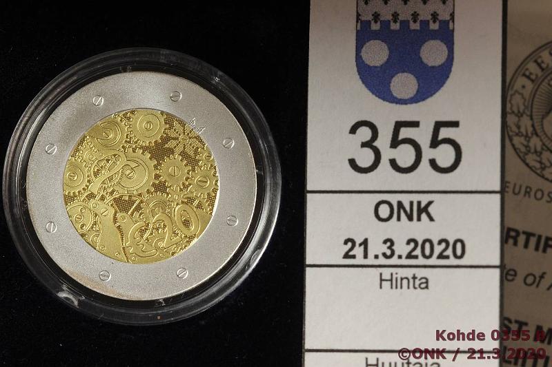 k-0355-b.jpg - Kohde 355 (kuva 2/2), lhthinta: 150 € / myyntihinta: 343 € Eesti 20 € 2011 KM#69 Au/Ag Proof, 14,6g/Au999/Ag999. Entry Into Eurozone. Laatikko, tod, kunto: 10