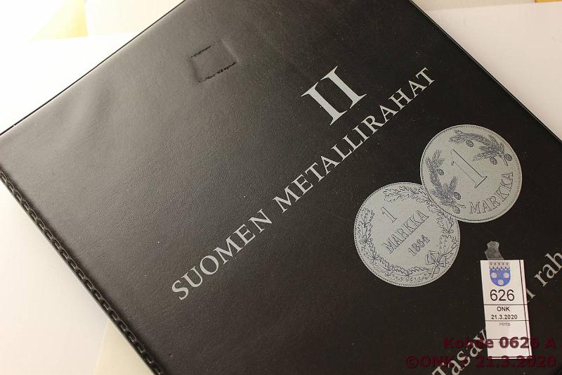 k-0626-a.jpg - Kohde 626 (kuva 1/2), lhthinta: 90 € / myyntihinta: 90 € Suomen metallirahat II ja III (366) 1918-76 2ssa kansiossa muovilehdill 1p 1920-75 (30); 5p 1918-76 (44); 10p 1919-76 (48); 20p 1963-76 (24); 25p 1921-45 (21); 50p 1921-76 (44); 1mk 1921-76 (64, mm. hopeamarkat x 2 ja hevosmarkat 1921-24, josta 1921 loistokuntoinen); 5mk 1930-76 (36); 10mk 1928-62 (21); 20mk 1934-62 (16); 50mk 1952-61 (6, 1961 leimak.); 100mk Ag 1956-58 (3); 200mk Ag 1956-58H (3). Lisksi Ag juhlahat 10mk 1967(2), -70, -71 ja 1952 500mk sek 1960 1000mk. Suurin osa erilaisia. II-kansiossa osassa kansiohometta., kunto: 3-9