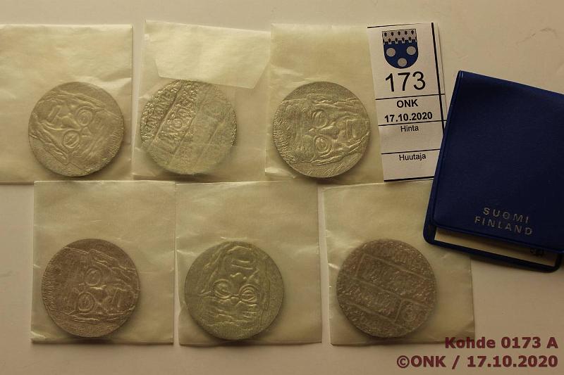 k-0173-a.jpg - Kohde 173, lhthinta: 15 € / myyntihinta: 34 € 10 mk 1970 (6) Ag, 6 x 22,75g/500, sellofaaneissa, yksi alkup muovitasku, kunto: 7-9