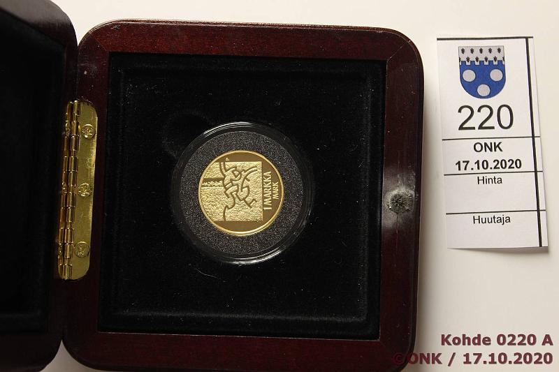 k-0220-a.jpg - Kohde 220 (kuva 1/2), lhthinta: 180 € / myyntihinta: 315 € 1 mk 2001 Au, Proof, 8,64g/750, Viimeinen markka, kotelo, kaps, tod, kunto: 10