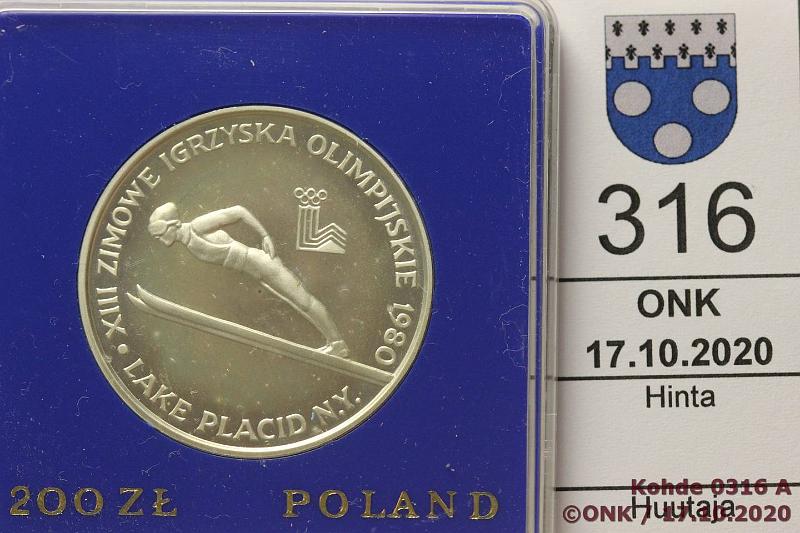 k-0316-a.jpg - Kohde 316, lhthinta: 5 € / myyntihinta: 8 € Puola 200 zlotych 1980 Y#110a Ag, Proof, 17,6g/750, XIII Winter Olympics; without torch, hieman patinaa, kotelo, kunto: 10